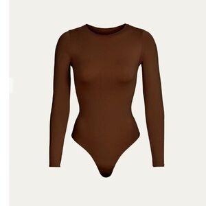 SKIMS Essential Smoothing Long Sleeve Bodysuit